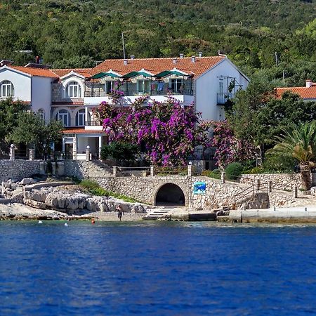 Studio Pokrivenik 10427A Zastražišće 外观 照片